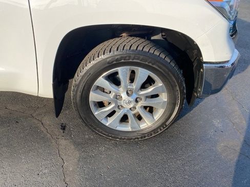 Used 2014 Toyota Tundra Limited image 17