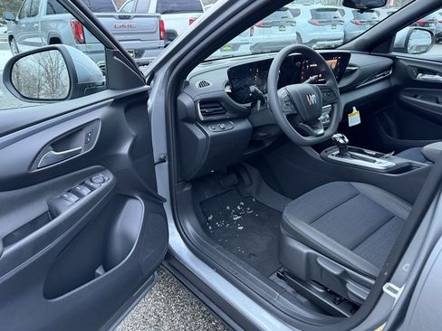 New 2026 Buick Envista Preferred image 13