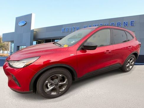 Used 2025 Ford Escape ST-Line w/ Tech Pack #1 FWD image 4