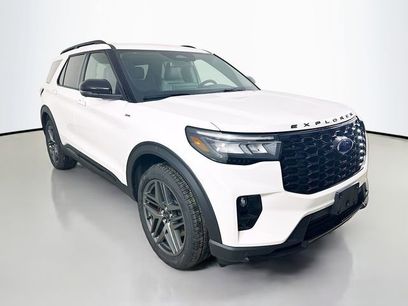 New 2026 Ford Explorer ST-Line w/ ST-Line Street Pack