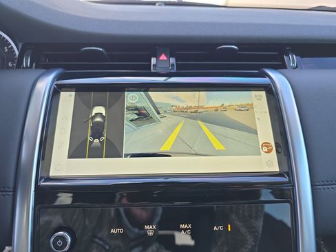 Used 2023 Land Rover Discovery Sport S image 27
