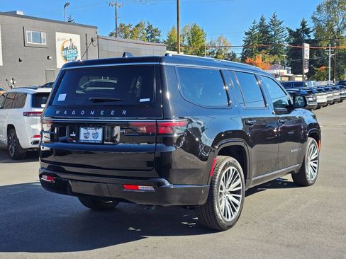 New 2025 Jeep Wagoneer Series II image 8