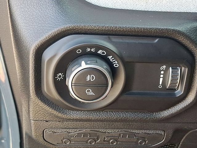 Used 2024 Jeep Gladiator Sport AWD/4WD image 26