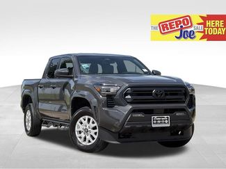Used 2025 Toyota Tacoma SR5 AWD/4WD video 1