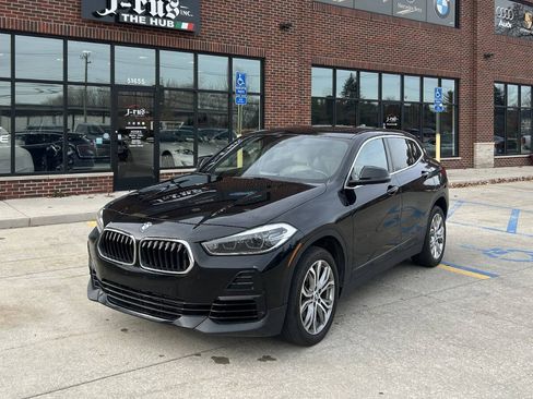 Used 2022 BMW X2 xDrive28i w/ Convenience Package image 2