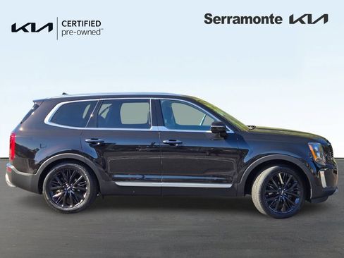 Used 2022 Kia Telluride SX w/ Towing Package FWD image 3