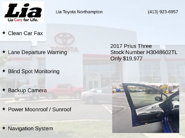 Used 2017 Toyota Prius Three w/ Advanced Technology Package FWD image 7