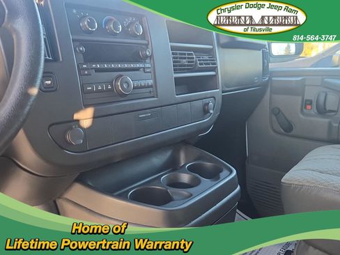 Used 2009 Chevrolet Express 1500 image 21