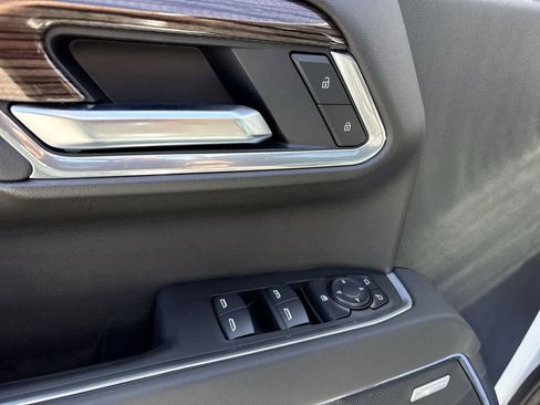 New 2026 Chevrolet Silverado 1500 LT Trail Boss w/ Convenience Package II AWD/4WD image 24