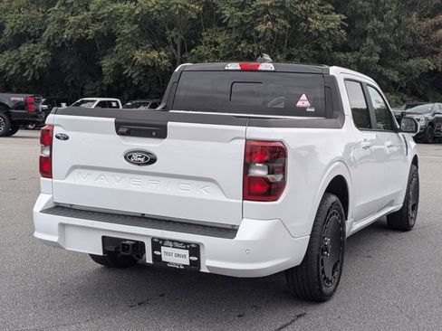 New 2025 Ford Maverick Lobo image 3