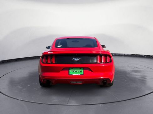 Used 2017 Ford Mustang Coupe RWD image 5