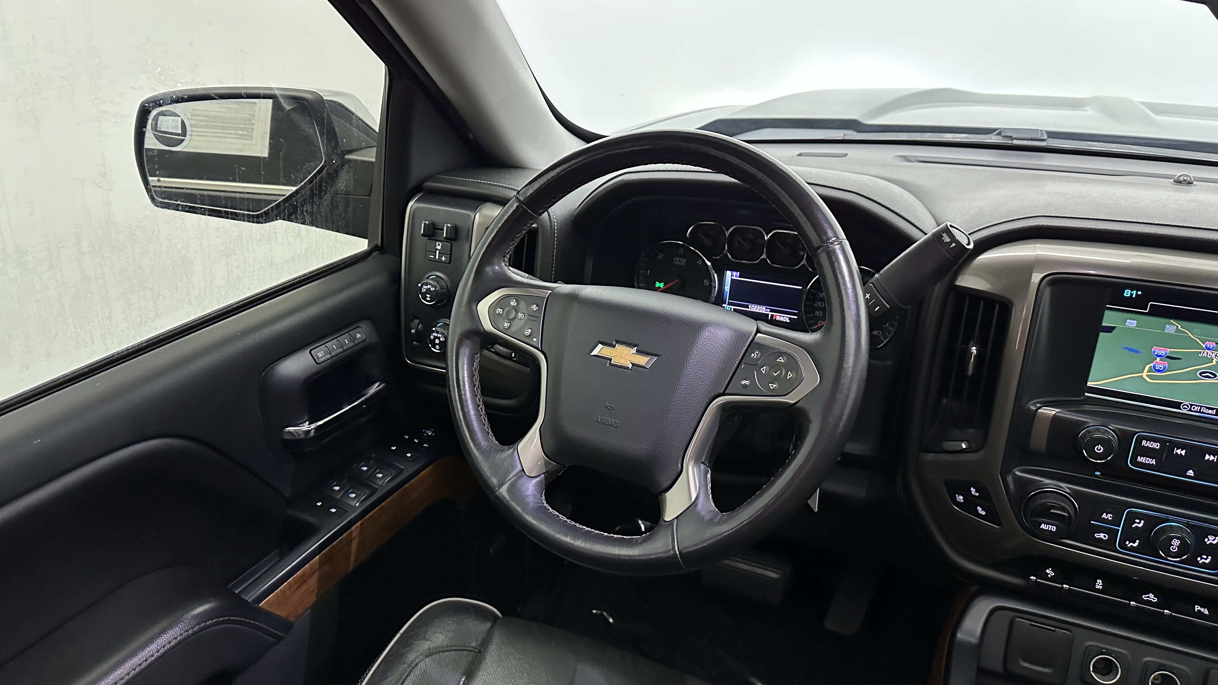 Used 2017 Chevrolet Silverado 1500 High Country AWD/4WD image 28