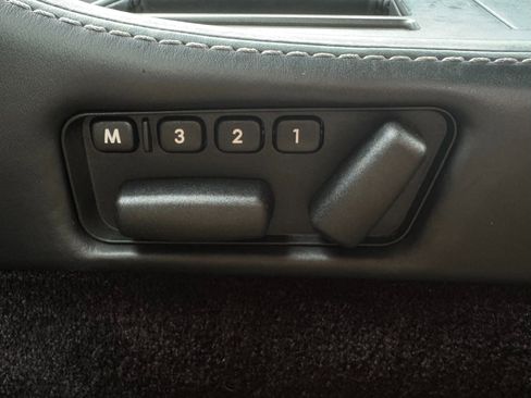 Used 2015 Aston Martin V8 Vantage GT image 44