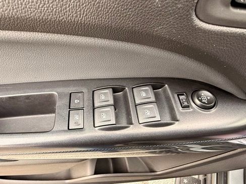 Used 2019 Chevrolet Colorado Z71 image 13