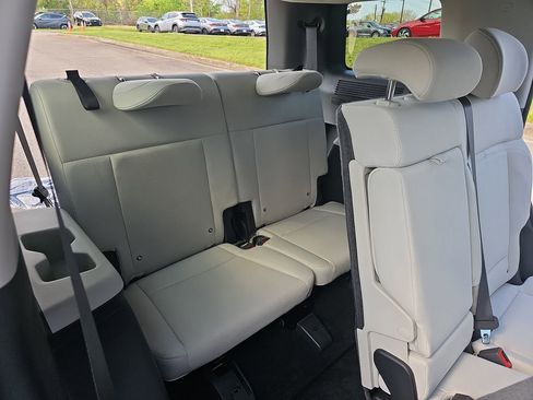 New 2026 Hyundai Santa Fe SE FWD image 12