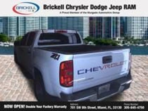 Used 2022 Chevrolet Colorado LT w/ Fleet Safety Package RWD image 18