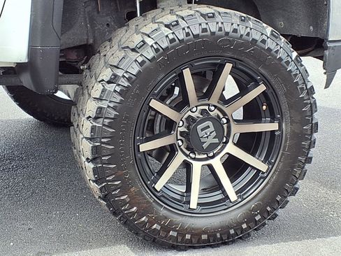 Used 2021 GMC Sierra 2500 SLE image 28