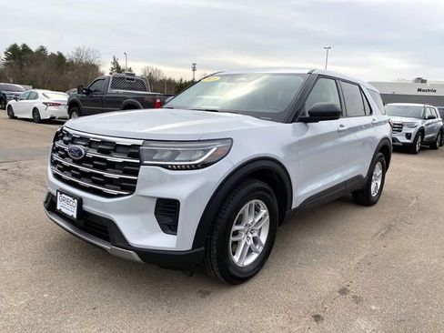 Used 2026 Ford Explorer Active image 9