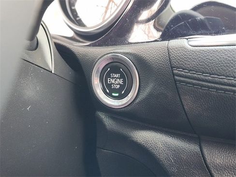 Used 2023 Buick Encore GX Essence w/ Experience Buick Package image 21