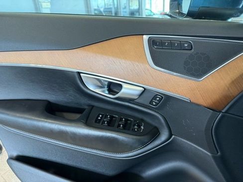 Used 2018 Volvo XC90 T8 Inscription w/ Convenience Package image 19