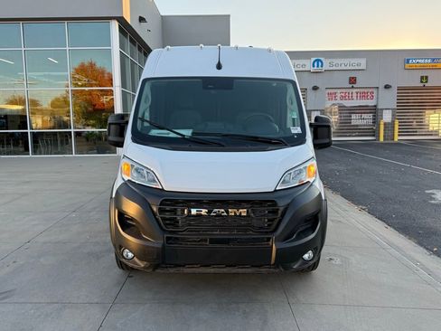 New 2026 RAM ProMaster 2500 w/ Convenience Group image 5