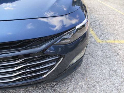 Used 2019 Chevrolet Malibu LT FWD image 25