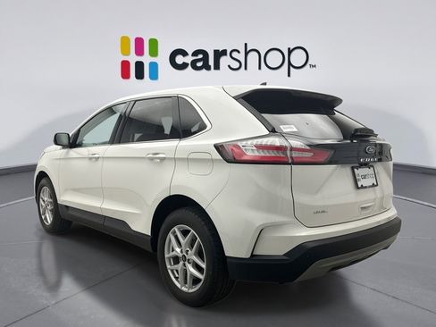 Used 2023 Ford Edge SEL w/ Convenience Package AWD/4WD image 3