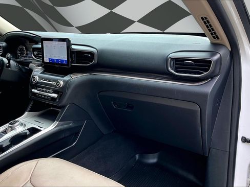 Certified 2020 Ford Explorer Limited AWD/4WD image 13