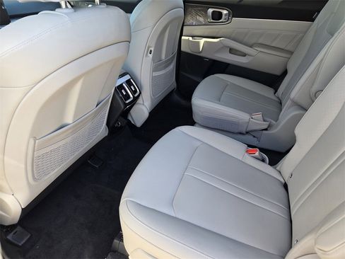 New 2026 Kia Sorento SX image 21