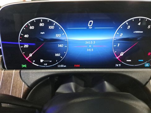 Used 2024 Mercedes-Benz E 350 4MATIC Sedan image 18