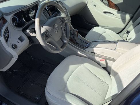 Used 2012 Buick LaCrosse FWD image 10
