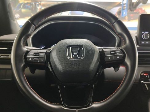 Used 2023 Honda Pilot Sport image 17