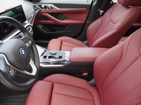 Certified 2023 BMW i4 eDrive35 RWD image 11