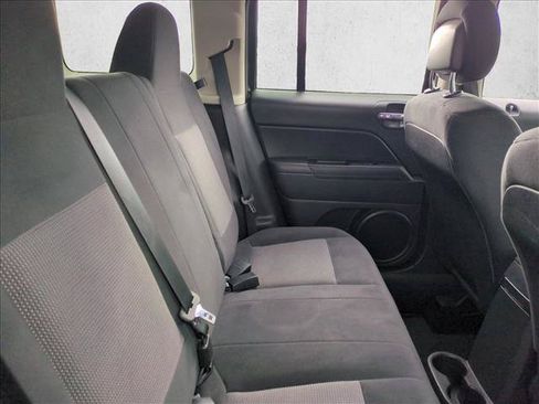 Used 2014 Jeep Patriot Sport w/ Power Value Group FWD image 17