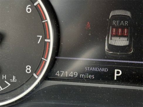 Used 2023 Nissan Rogue S image 14