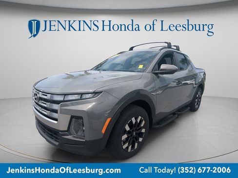 Used 2026 Hyundai Santa Cruz SEL FWD image 8