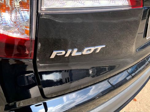 Used 2022 Honda Pilot Sport image 29