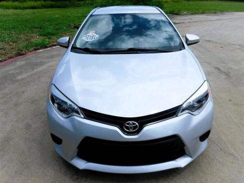 Used 2014 Toyota Corolla LE image 14