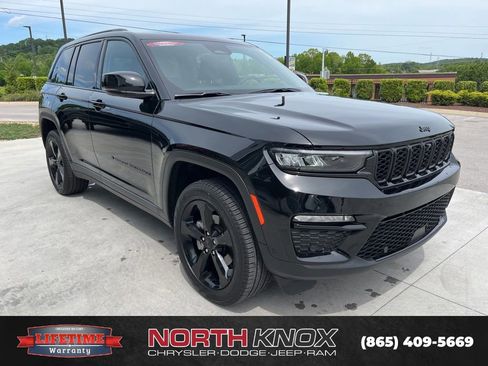 Used 2024 Jeep Grand Cherokee Limited w/ Luxury Tech Group II AWD/4WD image 31