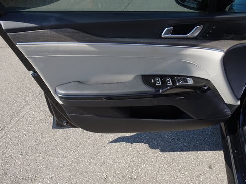 Used 2021 Kia K5 EX w/ EX Premium Package FWD image 13