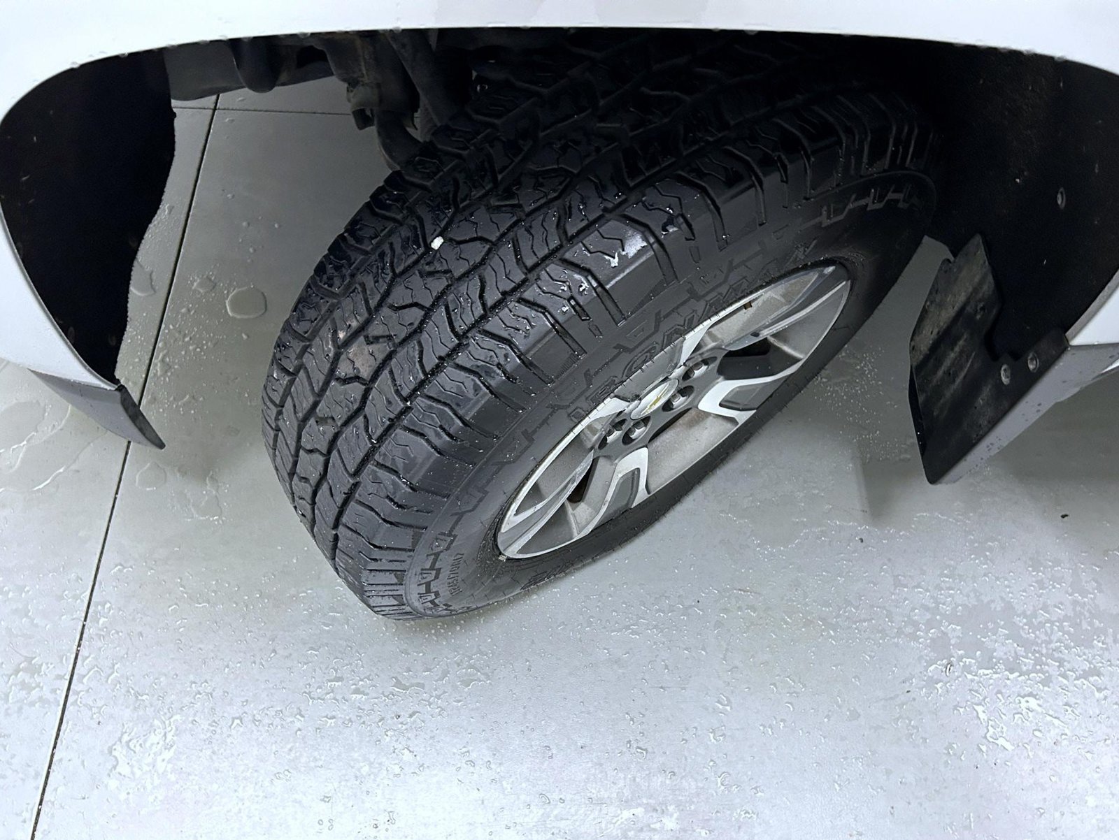 Used 2015 Chevrolet Colorado Z71 AWD/4WD image 23