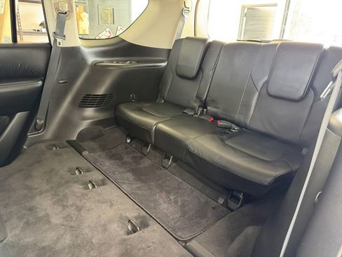 Used 2020 Nissan Armada SL w/ Premium Package RWD image 24