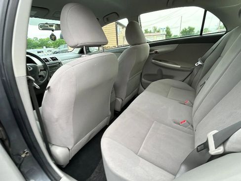 Used 2011 Toyota Corolla LE FWD image 13