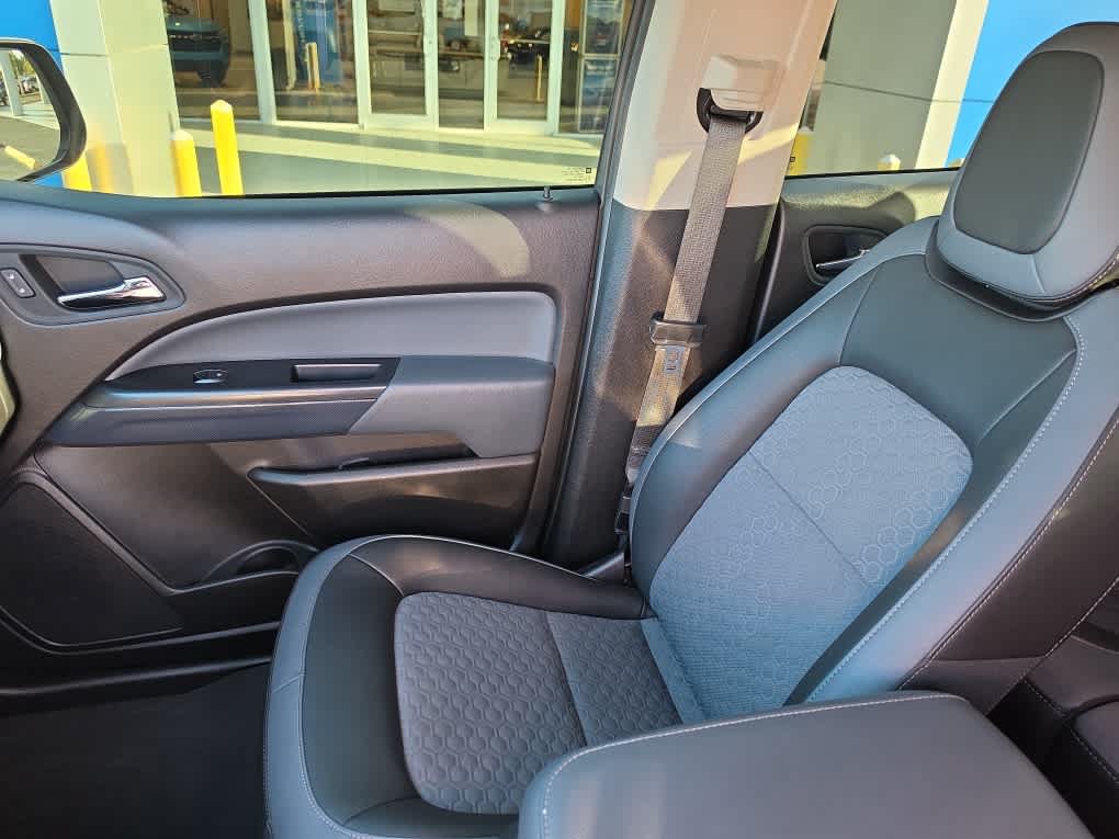 Used 2019 Chevrolet Colorado Z71 RWD image 24