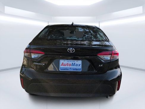 Used 2024 Toyota Corolla LE FWD image 4