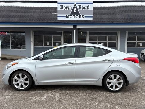 Used 2013 Hyundai Elantra Limited image 2