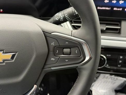 Used 2025 Chevrolet Trax LT w/ Driver Confidence Package image 19