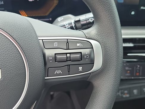 New 2026 Kia K5 LXS FWD image 29