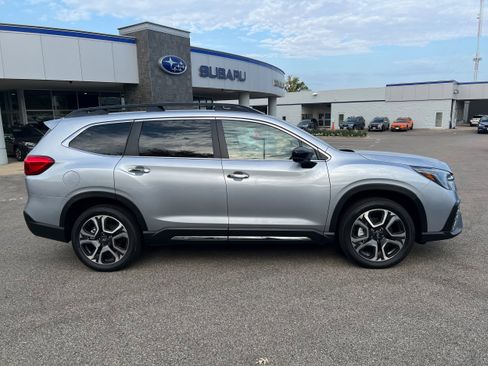 New 2025 Subaru Ascent Touring image 8