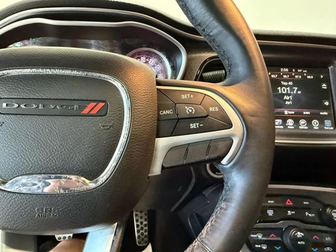 Used 2016 Dodge Challenger R/T Plus image 17